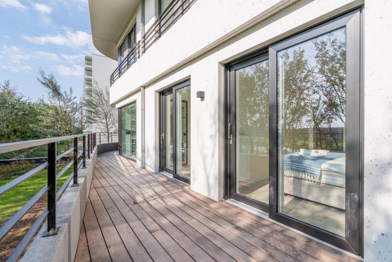 The Waves-Luxurious 3Bedroom App W Big Terrace & Garage Остенде Экстерьер фото